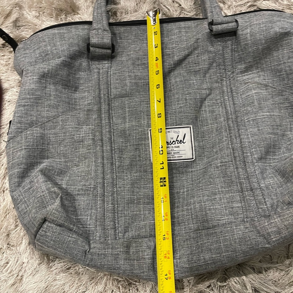 Herschel Supply Company Travel Gray Tote Bag - Picture 12 of 12